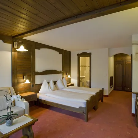 Готель Antika 3*