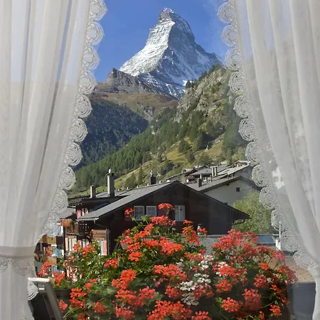 Antika 3* Ζερμάτ