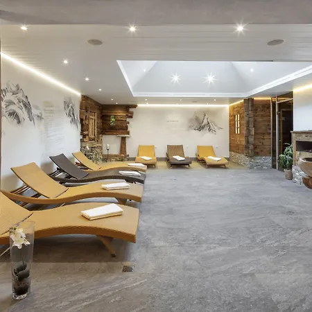 Antika 3* Церматт