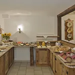 Hotel Antika 3*