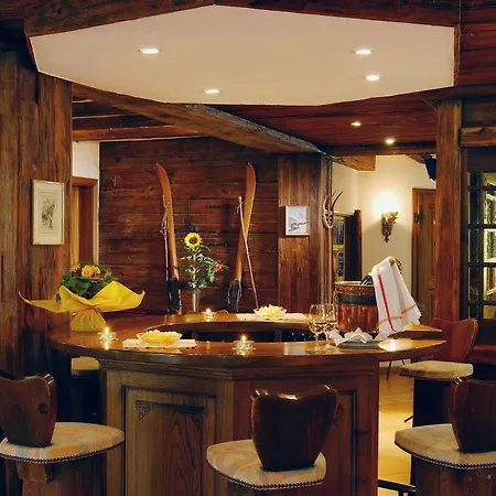 Antika Hotel
